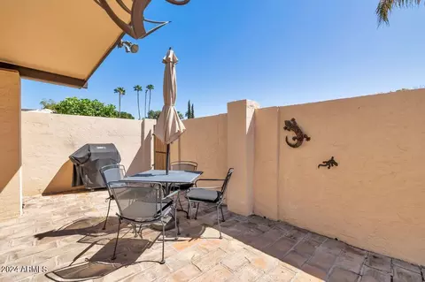 Exterior - 1237 E Palacio Dr, Phoenix, AZ 85014 photo 8 of 8