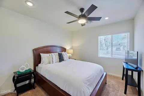 Bedroom - 2849 E Beryl Ave, Phoenix, AZ 85028 photo 8 of 9
