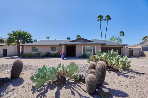 Exterior - 2849 E Beryl Ave, Phoenix, AZ 85028 photo 4 of 4