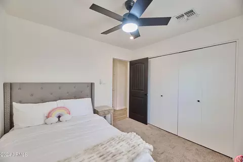 Bedroom - 2849 E Beryl Ave, Phoenix, AZ 85028 photo 5 of 9