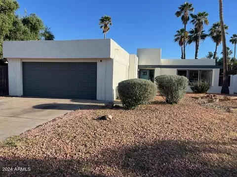 3907 E Aster Dr, Phoenix, AZ 85032