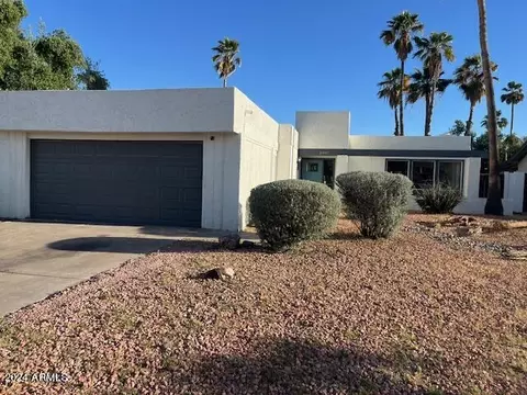 Exterior - 3907 E Aster Dr, Phoenix, AZ 85032 photo 8 of 9