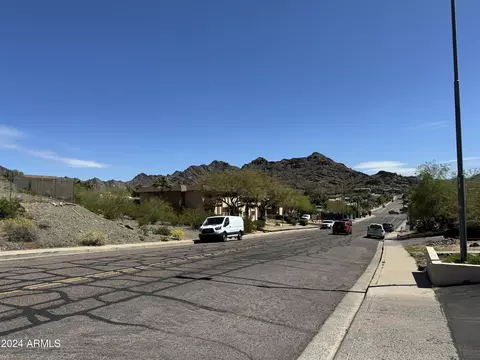 1101 E Butler Dr, Phoenix, AZ 85020 photo 2