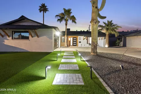 8650 E Jackrabbit Rd, Scottsdale, AZ 85250