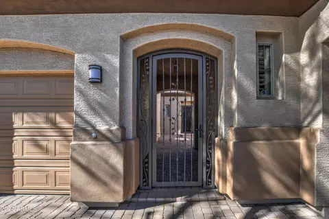 Exterior - 2762 E Parkview Dr, Gilbert, AZ 85295 photo 4 of 13