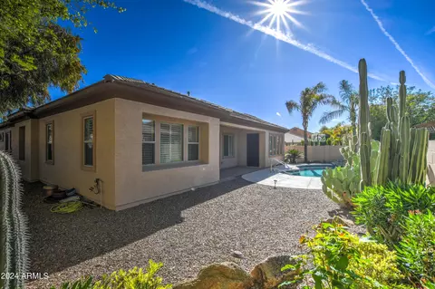 Exterior - 2762 E Parkview Dr, Gilbert, AZ 85295 photo 8 of 13