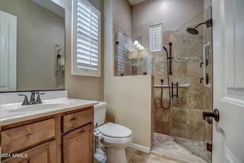 Bath - 2762 E Parkview Dr, Gilbert, AZ 85295 photo 7 of 9