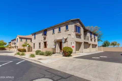 Exterior - 1526 N 81st Ln, Phoenix, AZ 85043 photo 1 of 10