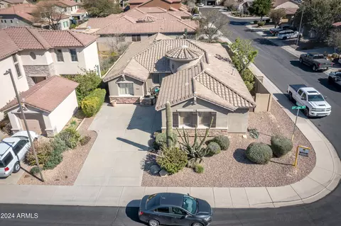 2438 W Shackleton Dr, Anthem, AZ 85086