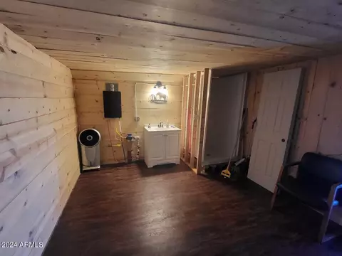 Living - 1009 Wolf Run, Williams, AZ 86046 photo 1 of 2