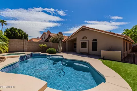 Exterior - 6606 E Saddleback St, Mesa, AZ 85215 photo 9 of 17