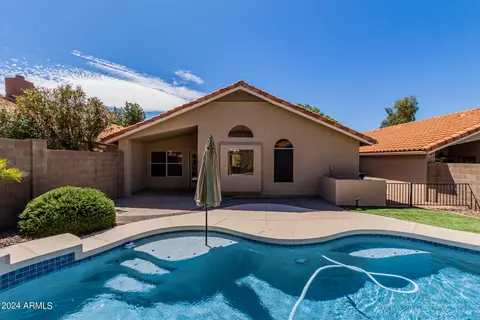 Exterior - 6606 E Saddleback St, Mesa, AZ 85215 photo 10 of 17