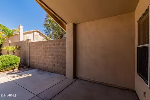 Exterior - 6606 E Saddleback St, Mesa, AZ 85215 photo 11 of 17