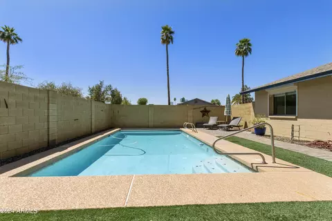 Exterior - 1736 El Parque Dr, Tempe, AZ 85282 photo 6 of 7