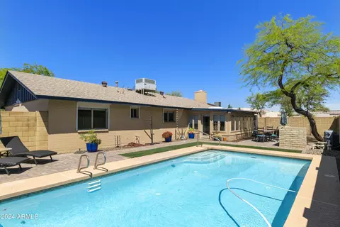 Exterior - 1736 El Parque Dr, Tempe, AZ 85282 photo 5 of 7