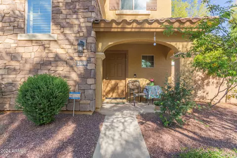 2506 E Vermont Dr, Gilbert, AZ 85295 photo 2