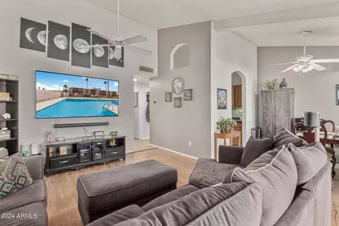 7550 N 12th St #250, Phoenix, AZ 85020