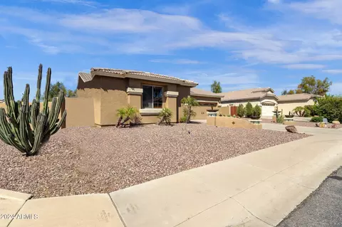 82 W Cedar Dr, Chandler, AZ 85248