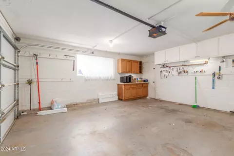 Exterior - 8618 N 15th Dr, Phoenix, AZ 85021 photo 15 of 15
