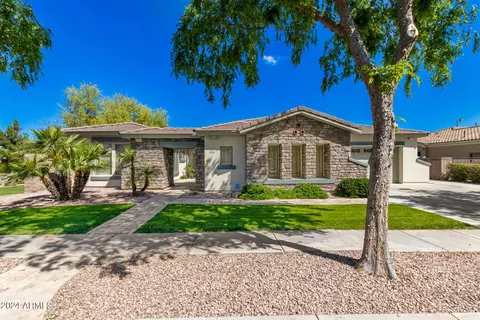 782 W Bluebird Dr, Chandler, AZ 85286