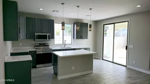 8917 N 65th Dr, Glendale, AZ 85302 photo 8