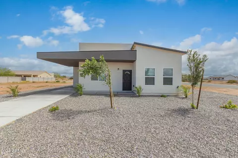 15281 S Padres Rd, Arizona City, AZ 85123