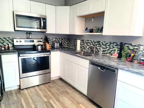 1159 E Vaughn St #B, Tempe, AZ 85283 photo 4