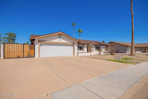 3024 E Dover St, Mesa, AZ 85213