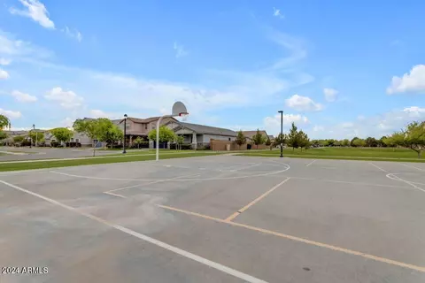 View/Area - 3419 E Austin Dr, Gilbert, AZ 85296 photo 3 of 13