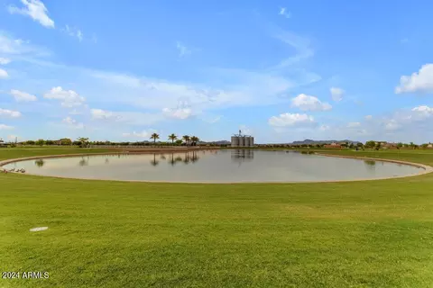 Exterior - 3419 E Austin Dr, Gilbert, AZ 85296 photo 11 of 14