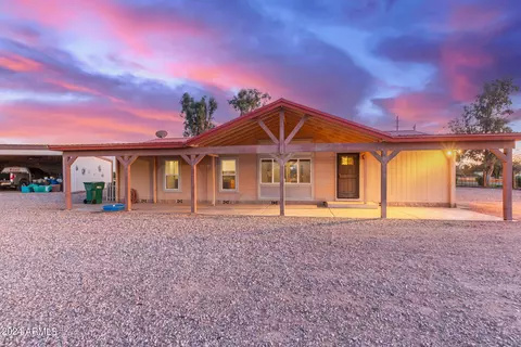 42015 N Kenworthy Rd, San Tan Valley, AZ 85140