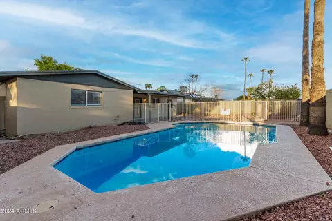Exterior - 2093 E Carson Dr, Tempe, AZ 85282 photo 18 of 20