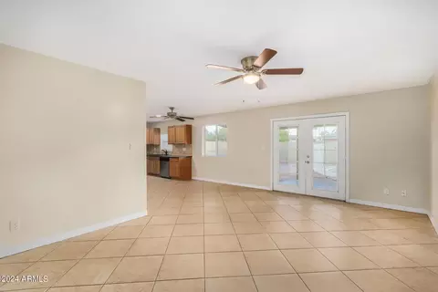 Living - 2093 E Carson Dr, Tempe, AZ 85282 photo 1 of 1