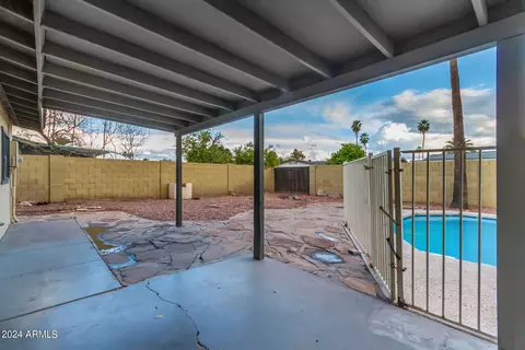 Exterior - 2093 E Carson Dr, Tempe, AZ 85282 photo 11 of 20