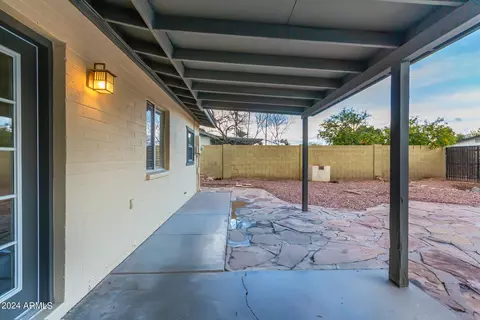 Exterior - 2093 E Carson Dr, Tempe, AZ 85282 photo 9 of 20