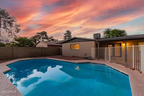 Exterior - 2093 E Carson Dr, Tempe, AZ 85282 photo 5 of 20