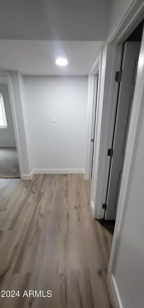 Entry Way - 6344 W Berkeley Rd, Phoenix, AZ 85035 photo 4 of 10