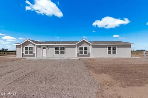 8438 N Diffin Rd, Florence, AZ 85132