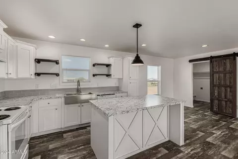 8438 N Diffin Rd, Florence, AZ 85132 photo 7