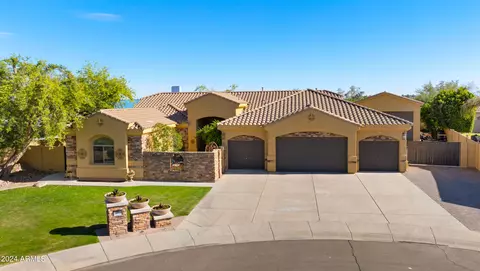 8001 W Camino De Oro --, Peoria, AZ 85383