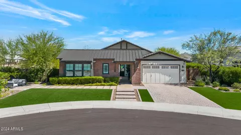 9780 W Wizard Ln, Peoria, AZ 85383