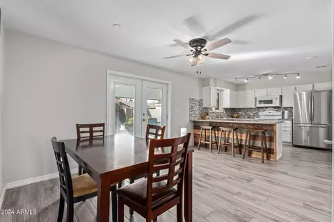 Dining - 415 E Fordham Dr, Tempe, AZ 85283 photo 1 of 2