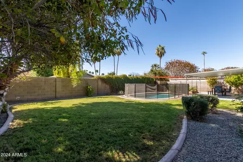 Exterior - 415 E Fordham Dr, Tempe, AZ 85283 photo 9 of 21