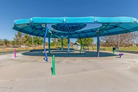 View/Area - 415 E Fordham Dr, Tempe, AZ 85283 photo 12 of 17