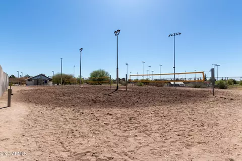 Exterior - 415 E Fordham Dr, Tempe, AZ 85283 photo 15 of 21