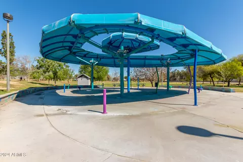 View/Area - 415 E Fordham Dr, Tempe, AZ 85283 photo 13 of 17