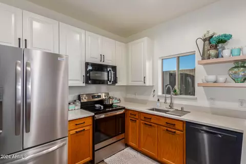 Kitchen - 2024 S Baldwin St #19, Mesa, AZ 85209 photo 4 of 4