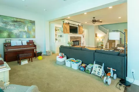 Living - 918 E Boston St, Gilbert, AZ 85295 photo 2 of 8