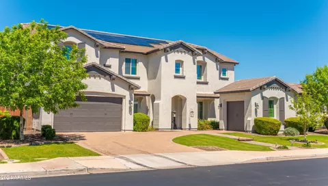 Exterior - 918 E Boston St, Gilbert, AZ 85295 photo 2 of 21