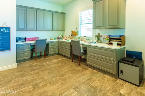 Kitchen - 918 E Boston St, Gilbert, AZ 85295 photo 13 of 15